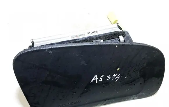 Passenger airbag