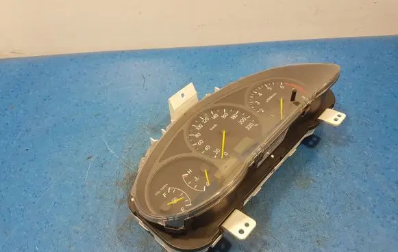 Subaru Impreza II Speedometer (instrument cluster) 85012fe350