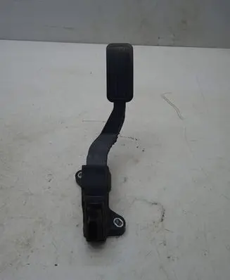 Toyota Yaris Accelerator throttle pedal 781100D010