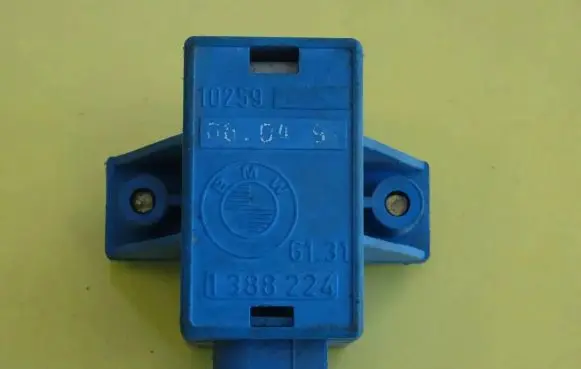 BMW 7 E32 Airbag deployment crash/impact sensor 1388224 61311388224