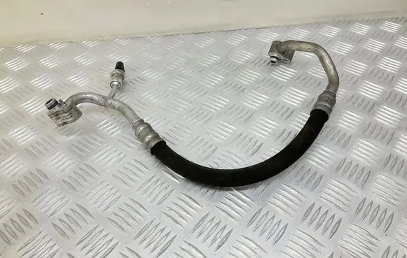 Air conditioning (A/C) pipe/hose