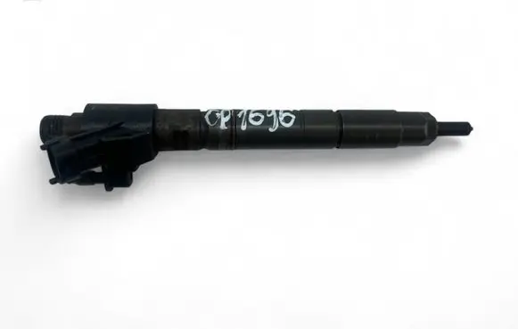 Fuel injector