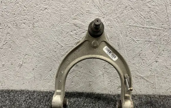 BMW 5 G30 G31 Front lower control arm/wishbone QL686118502 6861185 686118502