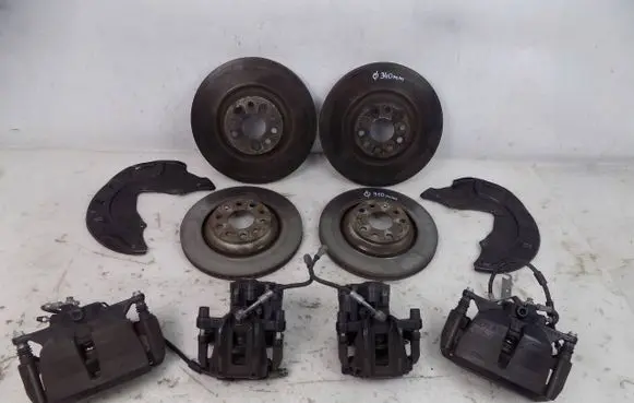 Audi A3 8Y Brake discs and calipers set 5WA615405D 5WA615406D
