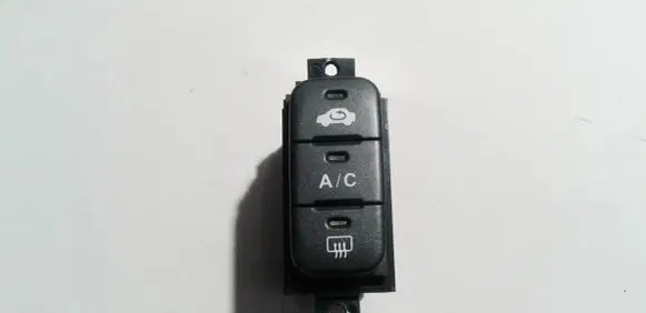 Honda Civic Windscreen/window heater switch