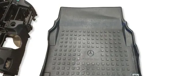 Mercedes-Benz E W212 Rubber trunk/boot mat liner 