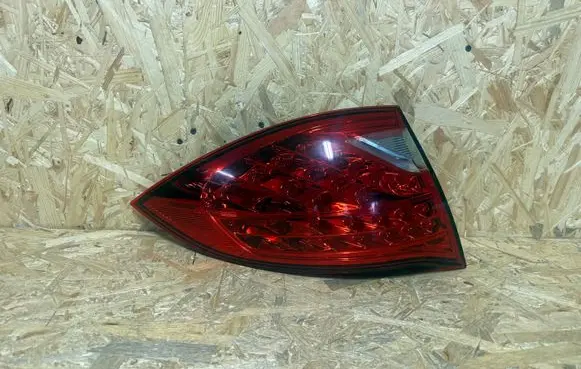 Porsche Cayenne (9PA) Rear/tail lights 89097747 958945095