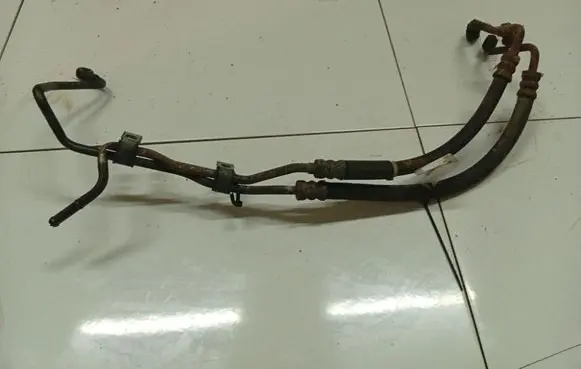 Subaru Legacy Power steering hose/pipe/line 