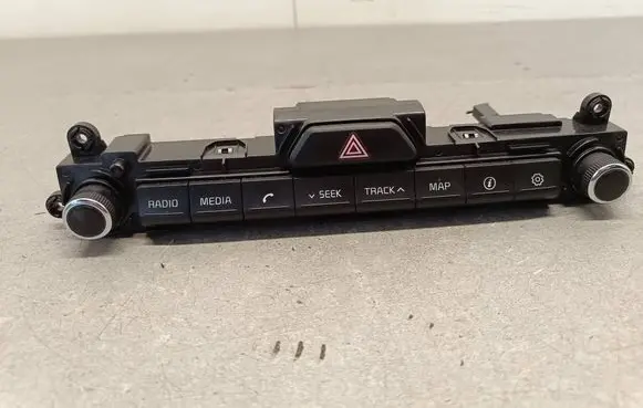 KIA Sportage Head unit multimedia control D996568020