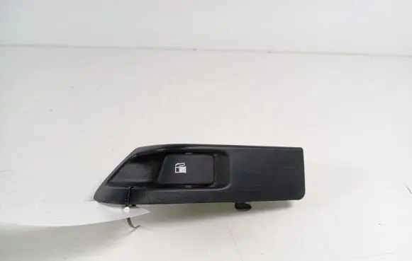 Toyota Auris 150 Fuel tank opening switch 7730652040
