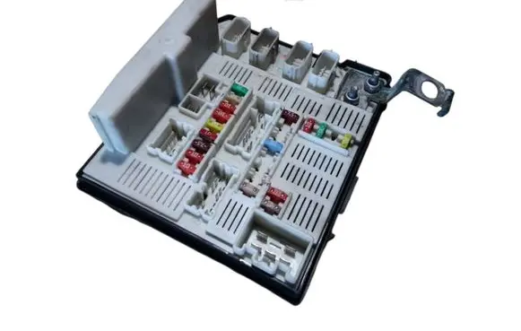 Renault Kangoo II Fuse module 519220305
