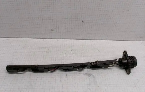 Volkswagen PASSAT B6 Fuel injector wires 038906231