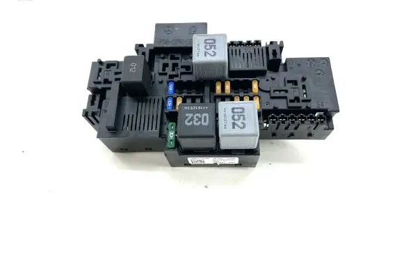 Mercedes-Benz E W213 Fuse module A2229063202