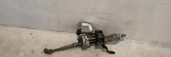 Volkswagen Polo VI Steering wheel axle 2Q1909144S