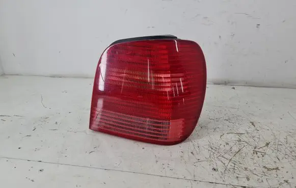 Volkswagen Polo III 6N 6N2 6NF Rear/tail lights