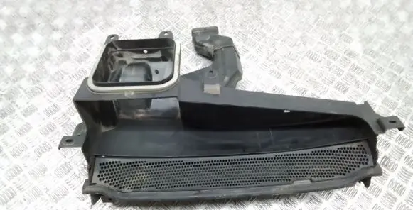 BMW i3 Cabin air duct channel 9266839 9309550