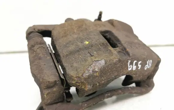 Nissan X-Trail T31 Front brake caliper