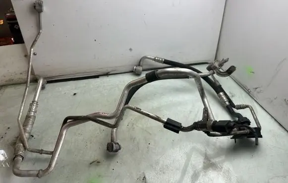 Volkswagen Polo V 6R Air conditioning (A/C) pipe/hose 6R1820743J