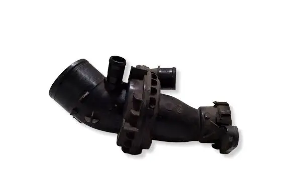 Mercedes-Benz Vito Viano W447 Turbo air intake inlet pipe/hose 165761844R