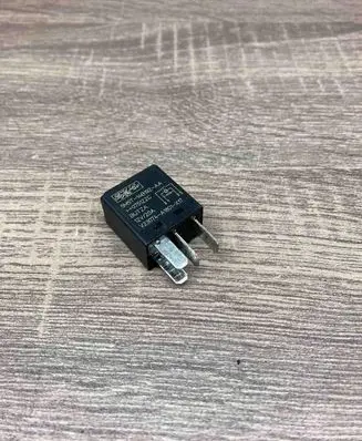 Ford Focus Other relay 5M5T14B192AA V23074A1801X17 075122C