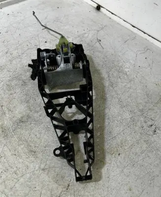 BMW 2 F45 Front door exterior handle/bracket 14498611 7401211