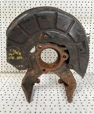 Skoda Octavia Mk2 (1Z) Front wheel hub spindle knuckle