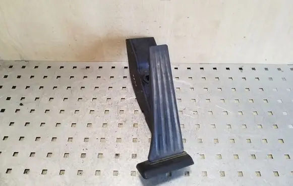 BMW 5 E39 Accelerator throttle pedal 6753518 35406753518