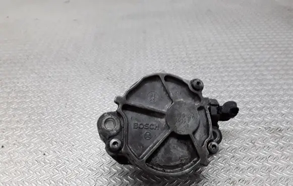 Peugeot 307 Vacuum pump D1562A