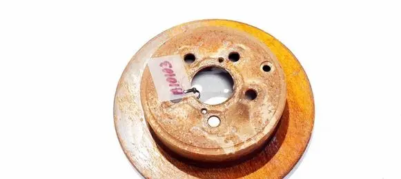 Toyota Avensis T250 Rear brake disc neventiliuojamas