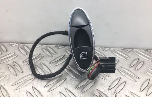 Mercedes-Benz E W211 Electric window control switch A2118218651