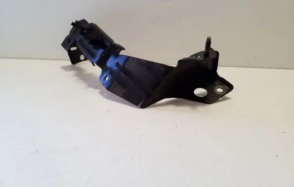 Opel Grandland X Other engine bay part 9823341380