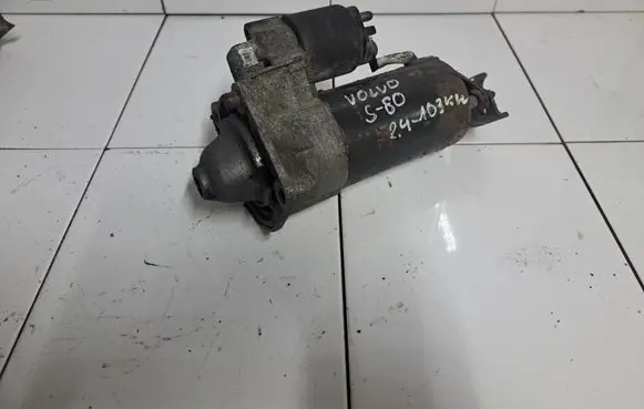 Volvo XC70 Starter motor 0001108167