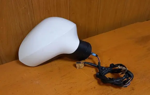 Seat Exeo (3R) Front door electric wing mirror 