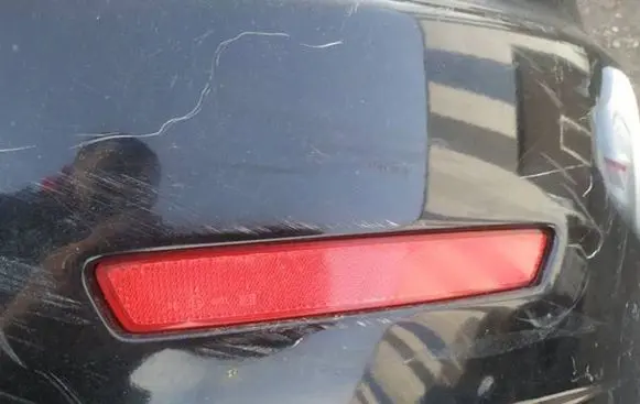Rear tail light reflector