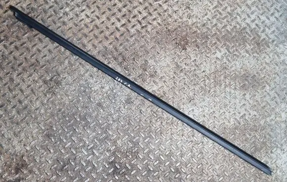 BMW 4 F36 Gran coupe Front door glass trim molding