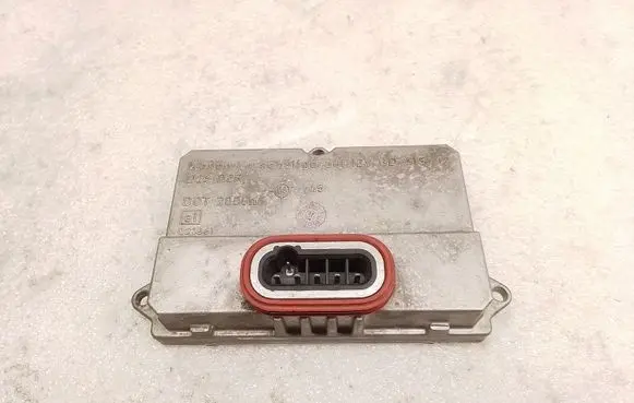 Mercedes-Benz E W211 Headlight ballast module Xenon 5DV00829000