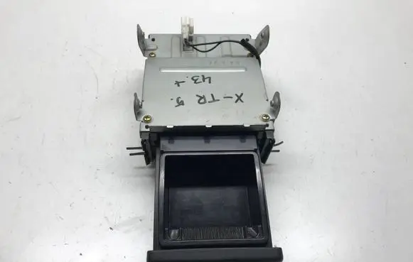 Nissan X-Trail T30 Ashtray (front) 68800K66622 AU000