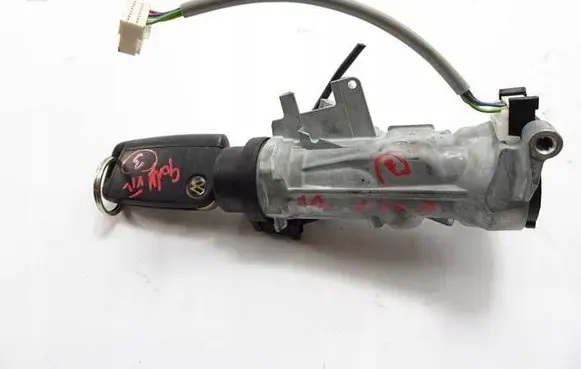 Volkswagen Golf VII Ignition lock 5Q0905865 10056029 LK1002053408