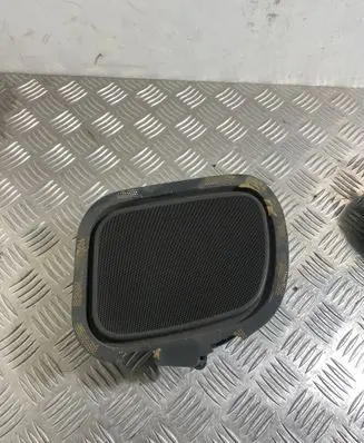 Audi A4 S4 B5 8D Parcel shelf speaker 8D9035412B