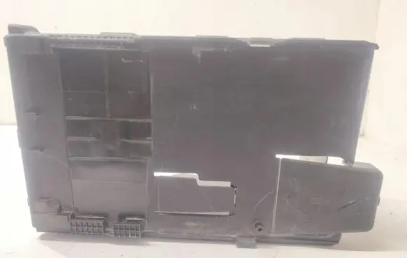 Citroen DS5 Battery box tray 