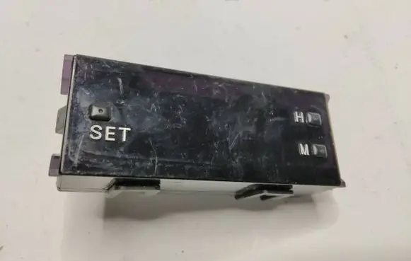 Mitsubishi Pajero Sport I Clock 020748 MM0033