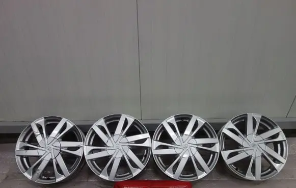 Toyota iQ R15 alloy rim 5JX15