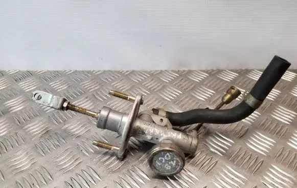 Nissan Primera Clutch master cylinder