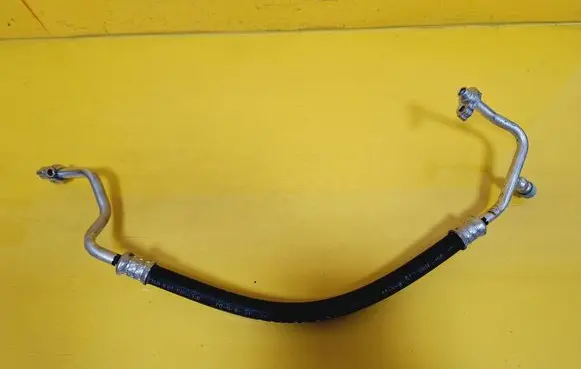 Mazda 5 Air conditioning (A/C) pipe/hose 