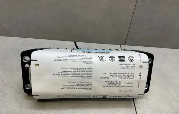 Seat Altea XL Passenger airbag 5P0880204F