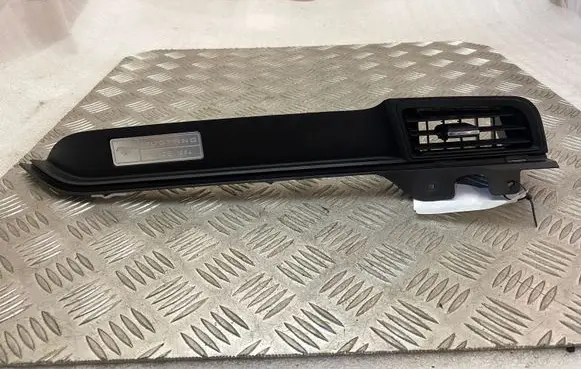 Ford Mustang VI Dashboard side air vent grill/cover trim FR3B63044B88AG