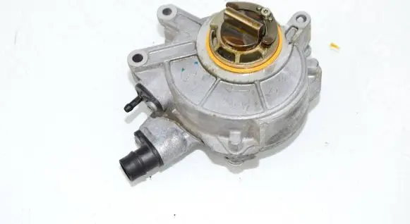 BMW X5 F15 Vacuum pump 8605976 11668605976 11667566291