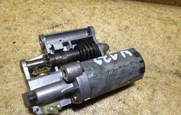 Mercedes-Benz SL R129 Steering column adjust motor 1295400488