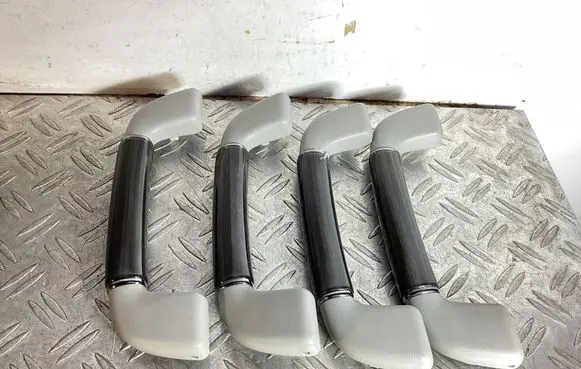 Lexus LS 460 - 600H A set of handles for the ceiling 
