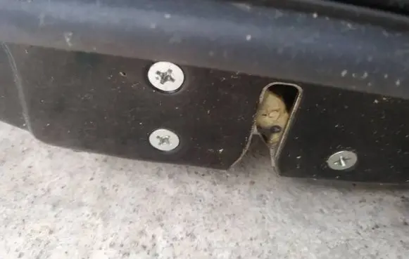 Front door lock